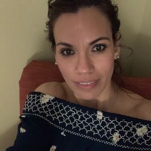 Meet your Posher, Imelda